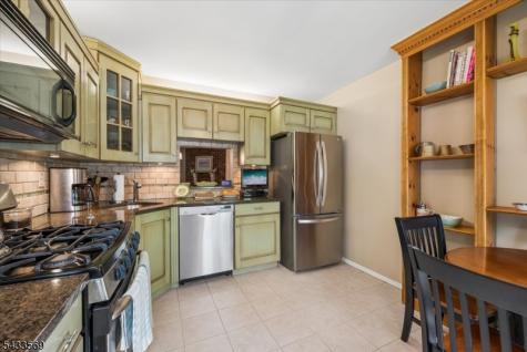 276 Penns Way Bernards NJ 07920
