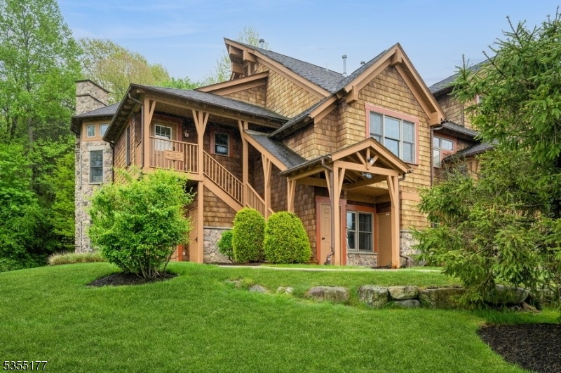 12 Pine Cres Unit 21 Vernon NJ 07462