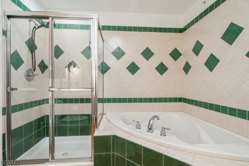 12 Pine Cres Unit 21 Vernon NJ 07462