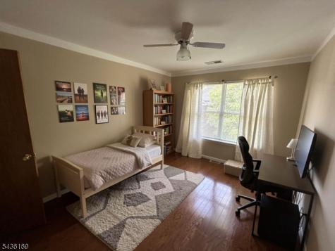 32 Rebecca Road East Hanover NJ 07936