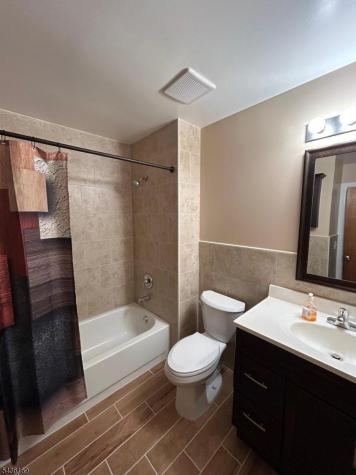 32 Rebecca Road East Hanover NJ 07936