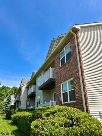 32 Rebecca Road East Hanover NJ 07936