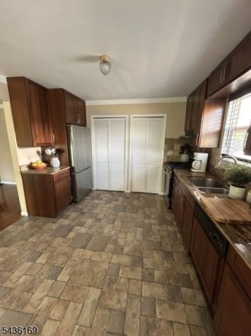 32 Rebecca Road East Hanover NJ 07936