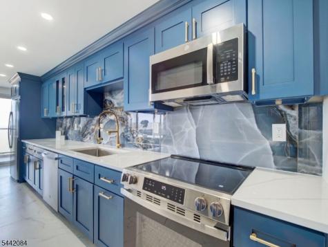 377 S Harrison Street East Orange NJ 07018