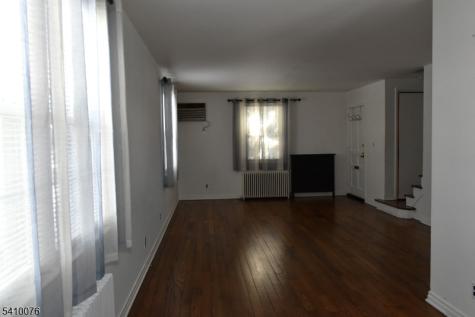 41 Elmwood Terrace Elmwood Park NJ 07407