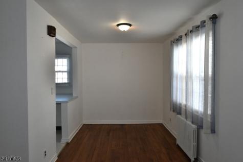 41 Elmwood Terrace Elmwood Park NJ 07407