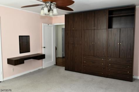 41 Elmwood Terrace Elmwood Park NJ 07407