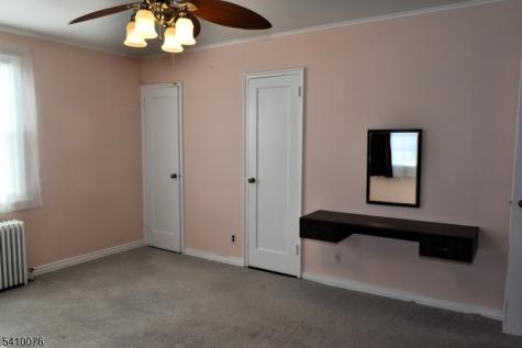 41 Elmwood Terrace Elmwood Park NJ 07407