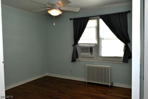 41 Elmwood Terrace Elmwood Park NJ 07407