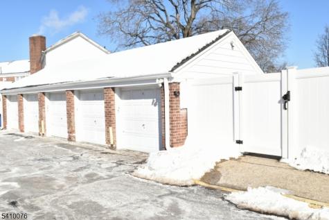 41 Elmwood Terrace Elmwood Park NJ 07407