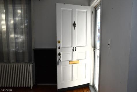 41 Elmwood Terrace Elmwood Park NJ 07407