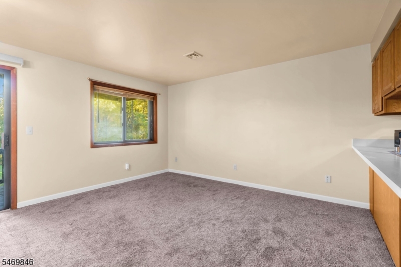 6 Baily Bunion Court Vernon NJ 07462