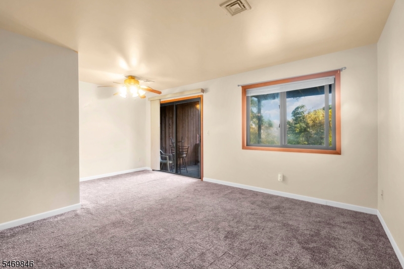 6 Baily Bunion Court Vernon NJ 07462