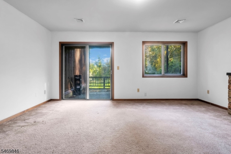 6 Baily Bunion Court Vernon NJ 07462