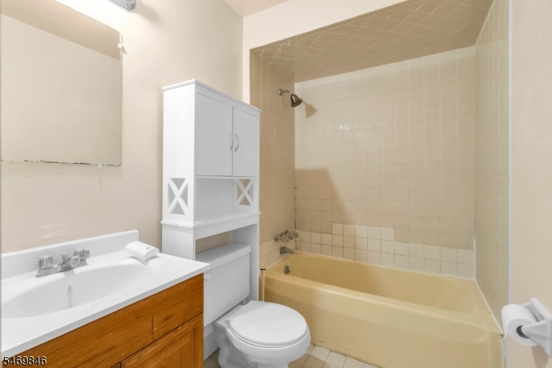 6 Baily Bunion Court Vernon NJ 07462