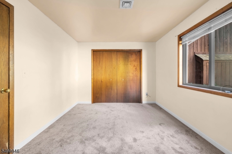 6 Baily Bunion Court Vernon NJ 07462