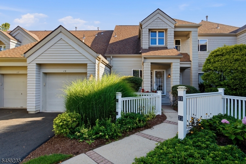19 Windsor Court Hardyston NJ 07419