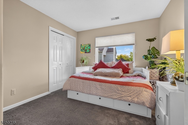 19 Windsor Court Hardyston NJ 07419