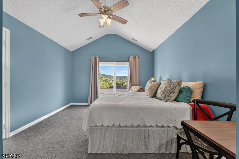19 Windsor Court Hardyston NJ 07419