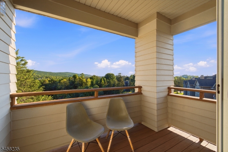 19 Windsor Court Hardyston NJ 07419