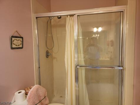 40 Schmidt Circle Watchung NJ 07069