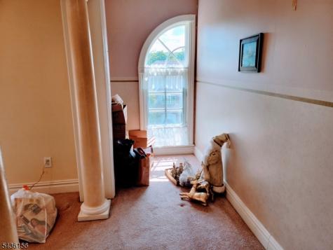 40 Schmidt Circle Watchung NJ 07069