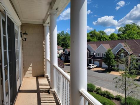 40 Schmidt Circle Watchung NJ 07069