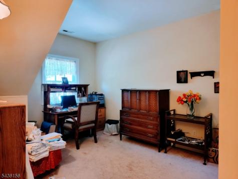40 Schmidt Circle Watchung NJ 07069