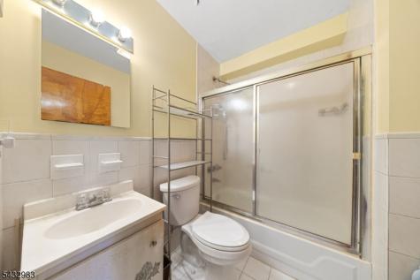 56 Ferguson Street Newark NJ 07105