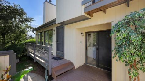 288 Crabtree Court Bernards NJ 07920