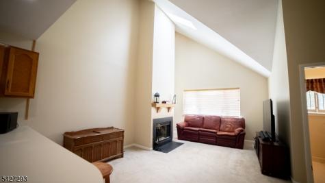 343 Falcon Ridge Way Hamburg NJ 07419