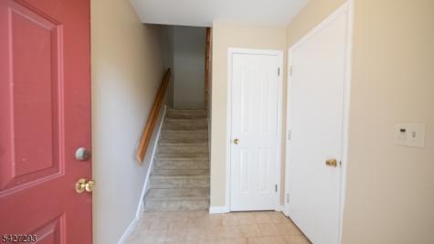 343 Falcon Ridge Way Hamburg NJ 07419