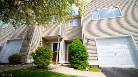343 Falcon Ridge Way Hamburg NJ 07419