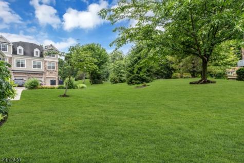 504 Lopez Lane Morris Plains NJ 07950