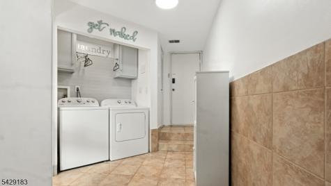 42 Triumph Ct A East Rutherford NJ 07073