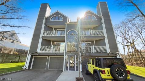 42 Triumph Ct A East Rutherford NJ 07073