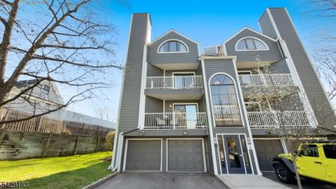 42 Triumph Ct A East Rutherford NJ 07073