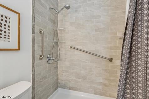 926 Bloomfield Avenue Glen Ridge Boro NJ 07028