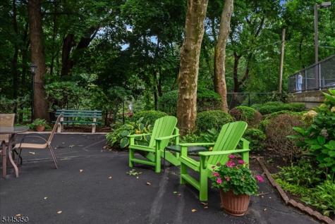 926 Bloomfield Avenue Glen Ridge Boro NJ 07028