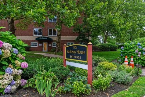 926 Bloomfield Avenue Glen Ridge Boro NJ 07028