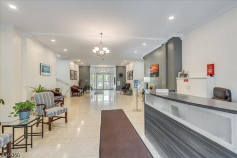 926 Bloomfield Avenue Glen Ridge Boro NJ 07028