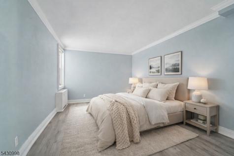 2000 Linwood Avenue Fort Lee NJ 07024