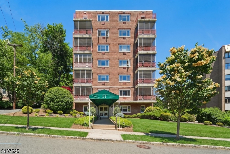 11 Euclid Avenue Summit NJ 07901