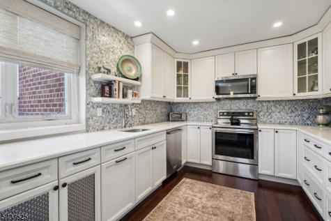 11 Euclid Avenue Summit NJ 07901