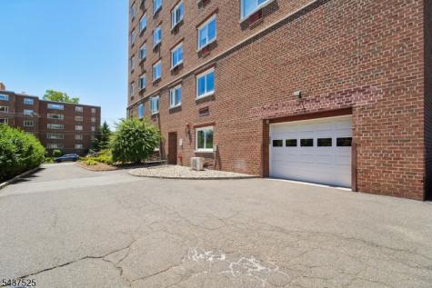 11 Euclid Avenue Summit NJ 07901