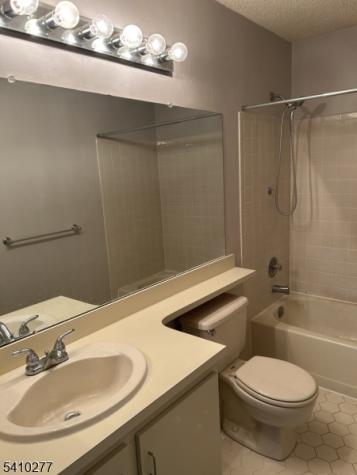 2512 Lindsley Road Bridgewater NJ 08807