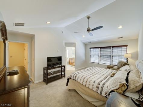 33 Catamaran Court Mount Arlington NJ 07856