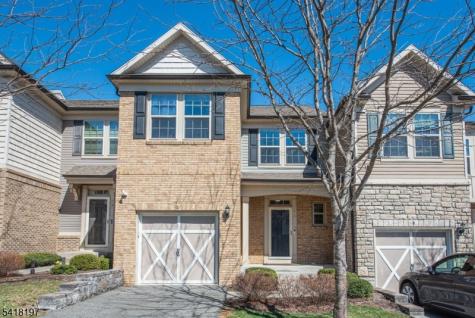 11 Albert Court Randolph NJ 07869