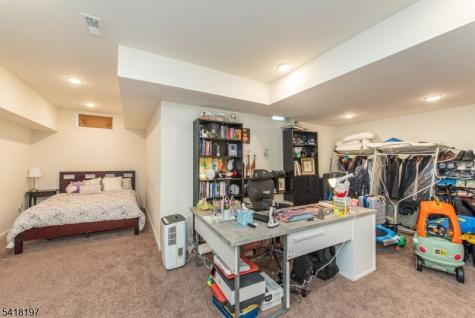 11 Albert Court Randolph NJ 07869