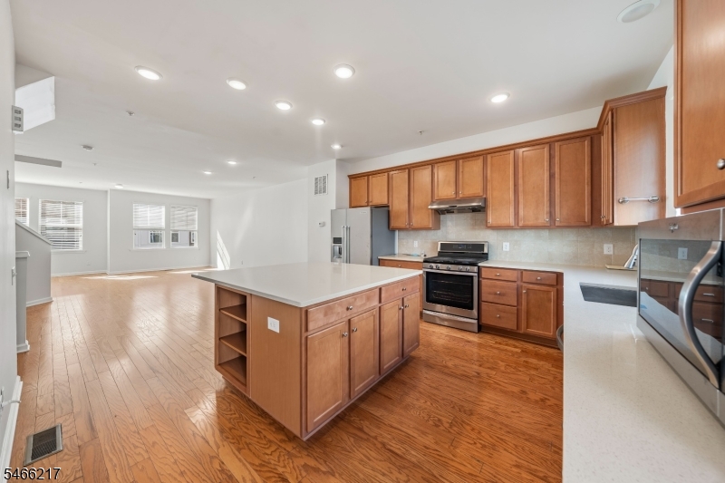 14 Fleet Street North Brunswick NJ 08902